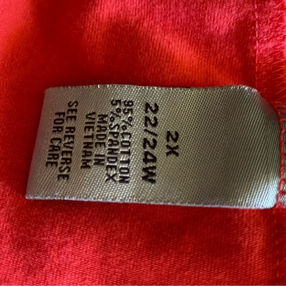 Catherine's size 2X red top - Picture 7 of 11